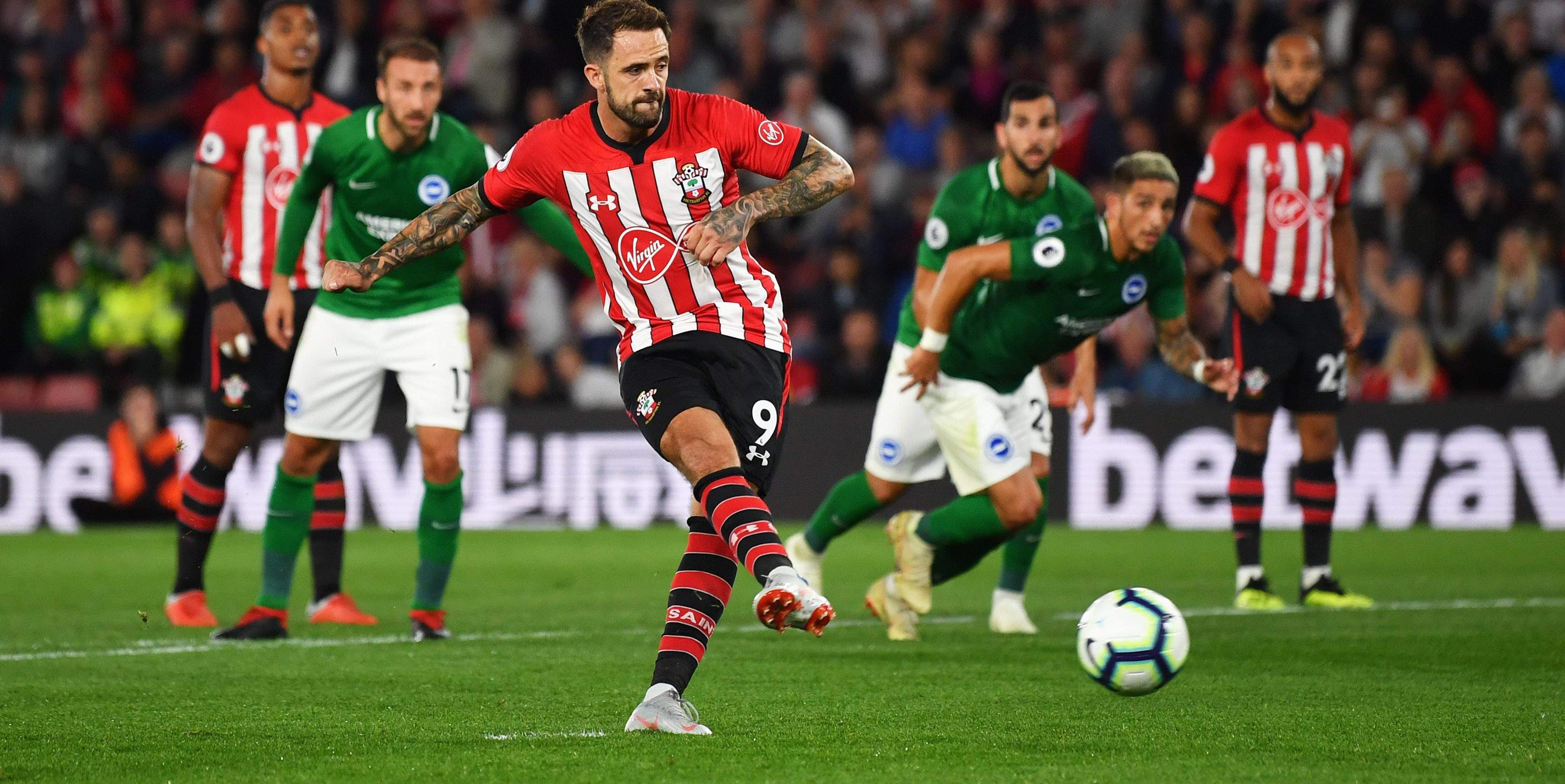 开云体育-包含纽卡斯尔训练开放日，今夜造点机会引欢呼，CBA季后赛在即，训练强度明显提升的词条